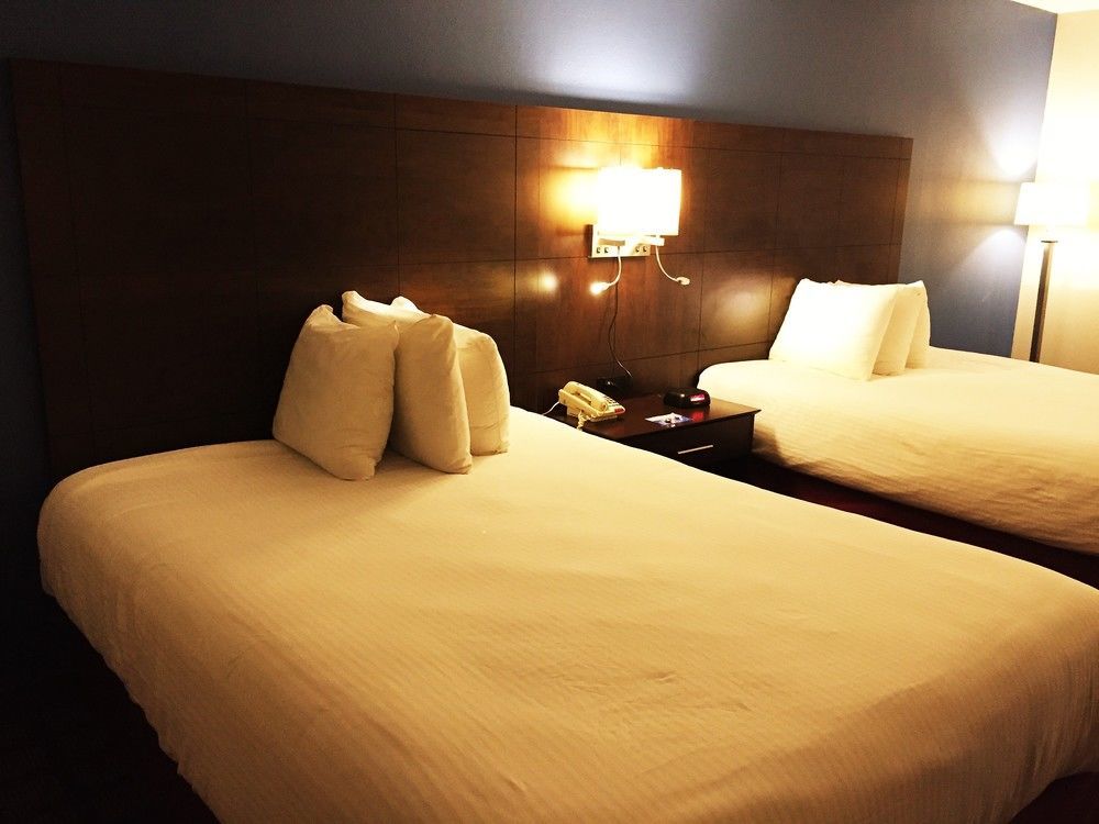Baymont By Wyndham Morton Hotel Bagian luar foto